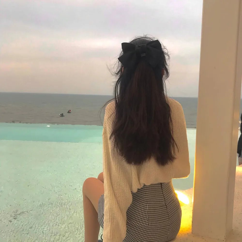 想吃掉我的非人少女
